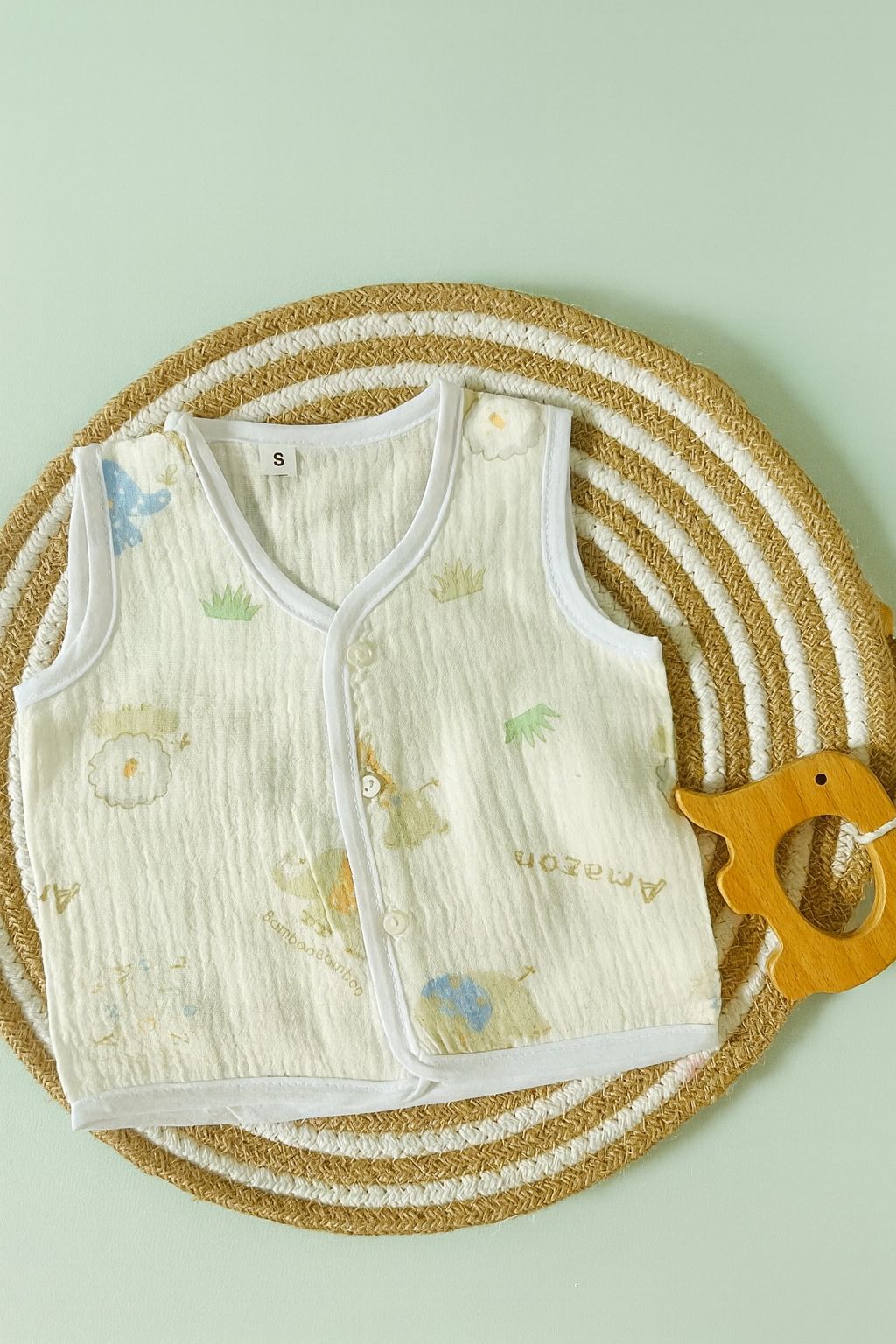 Premium Crinkled Muslin Cotton Jhabla (0–3 Months) – Without Sleeves