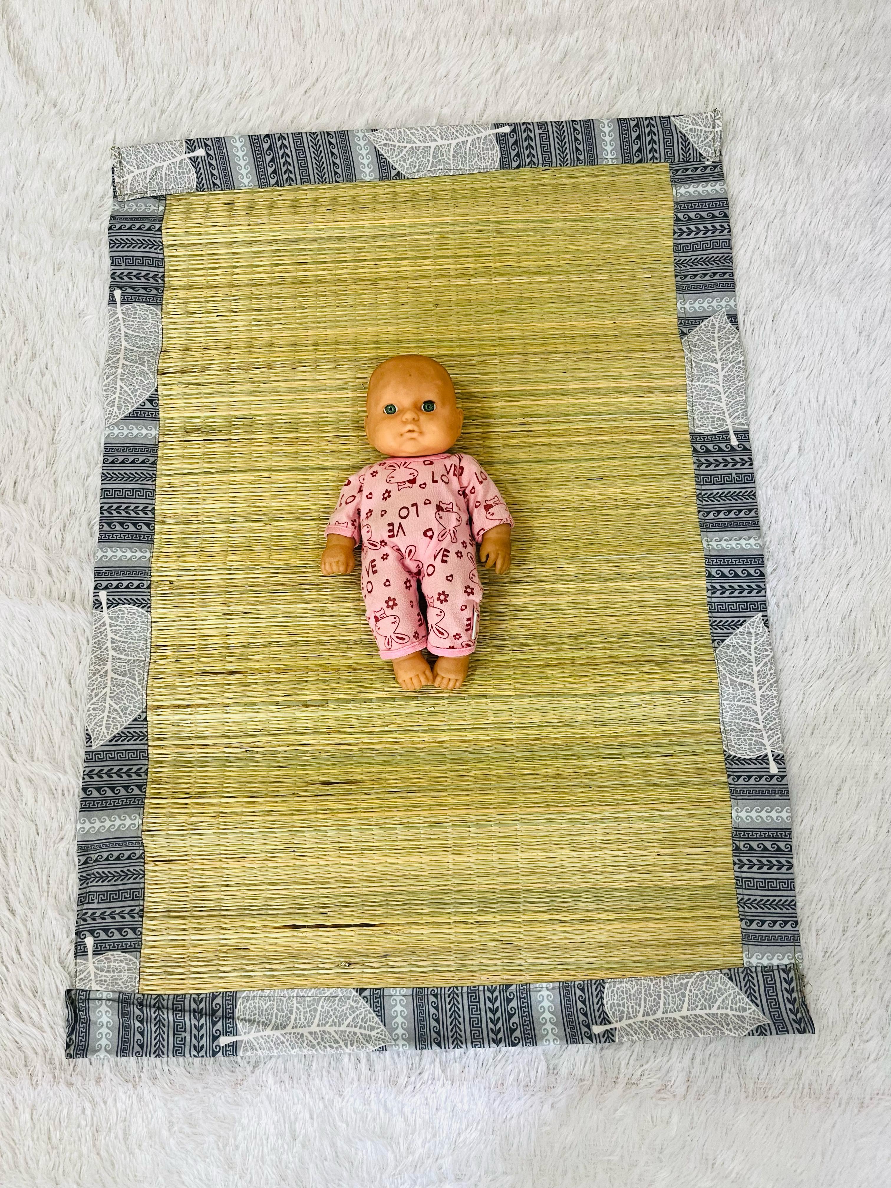 Korai Grass Mat – Foldable River grass Multicolour (2x3 ft) - Pack of 1 Korai Grass Mat – Foldable River grass Multicolour (2x3 ft) - Pack of 1