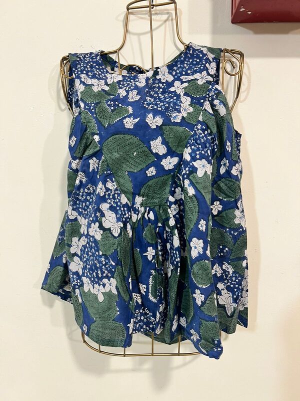 Priya's Triangle-Yoke Top - Blue & Leaves