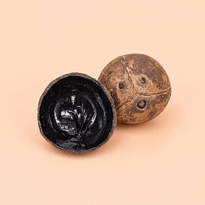 Vengai Paal Pottu - (Natural Black Bindi for Babies)