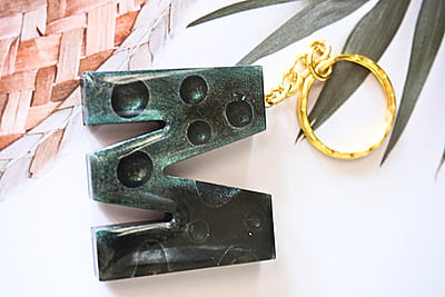 'M' GOTA DE AGUA LETTER KEYCHAIN (LKB00038) 'M' GOTA DE AGUA LETTER KEYCHAIN (LKB00038)