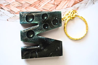 'M' GOTA DE AGUA LETTER KEYCHAIN (LKB00038) 'M' GOTA DE AGUA LETTER KEYCHAIN (LKB00038)