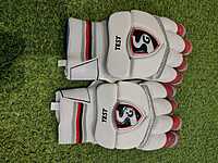 Cricket Batting Gloves SG TEST Cricket Batting Gloves SG TEST