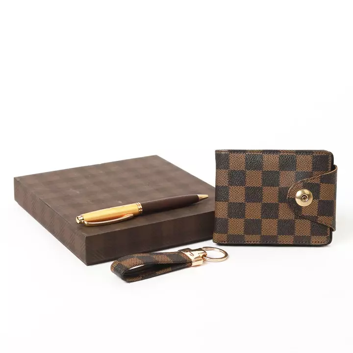 Executive Essentials Corporate Set