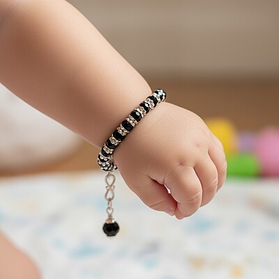 Baby Black Beads Bracelet in Pure 925 Silver Baby Black Beads Bracelet in Pure 925 Silver