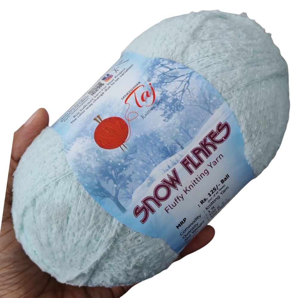Snowflakes Yarn 05 Lite Blue