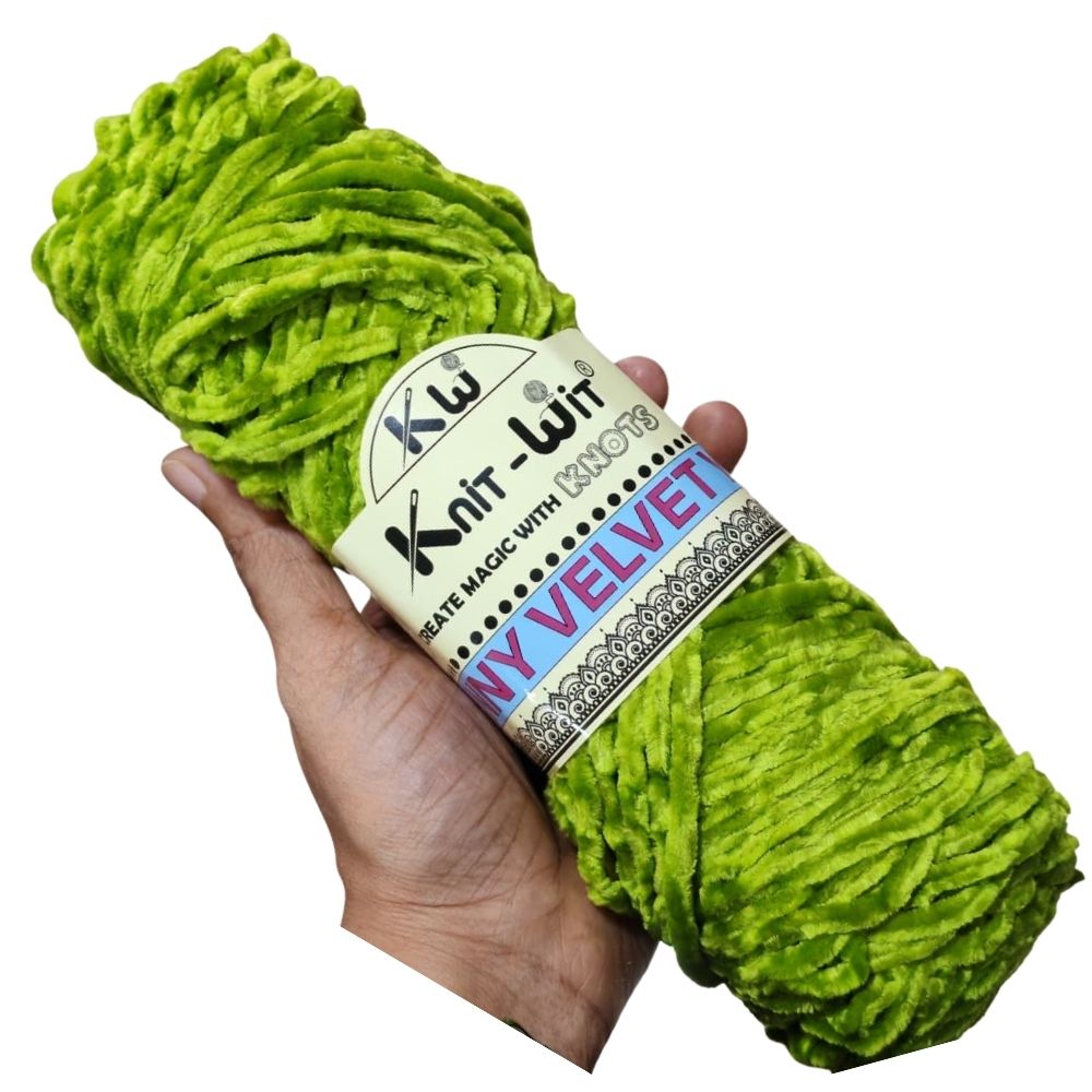Thin Velvet Yarn 44 Salad Green Thin Velvet Yarn 44 Salad Green