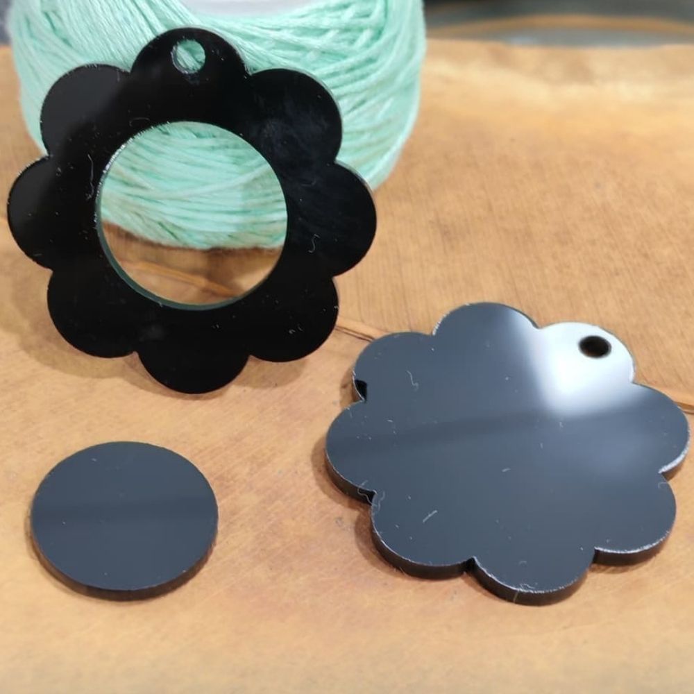 Mini Hoop Flower Black 4cm