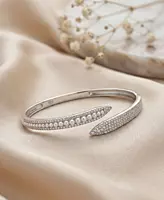 925 Silver Opulent Overlap Pearl & Pavé Bangle