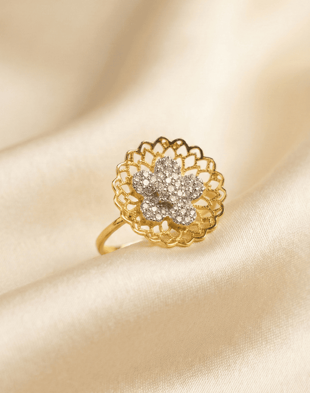 18 kt basket ring