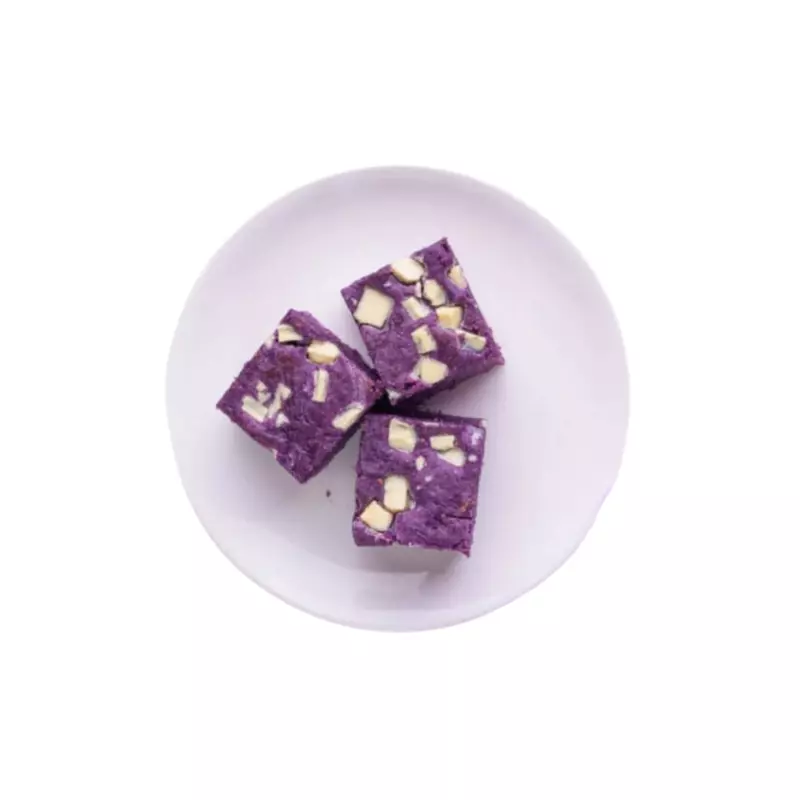 BLACK CURRENT BARFI