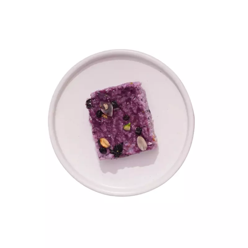 BLACK CURRENT BARFI