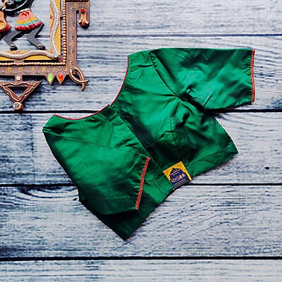 Chariot Kolam Green Blouse