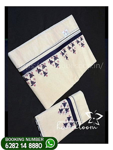 Black-with-flower-model-set-mund-