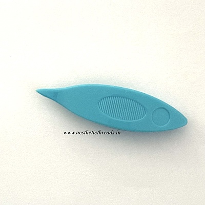 Tatting shuttle (Plastic) – Blue