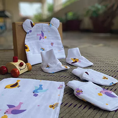 Muslin Cotton Newborn Baby Cap Set