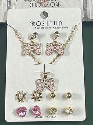 Chain and earrings combo for trendy small girls Chain and earrings combo for trendy small girls