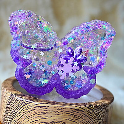 BUTTERFLY SHAKER KEYCHAIN