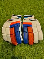 Cricket Batting Gloves -SS PLATINO