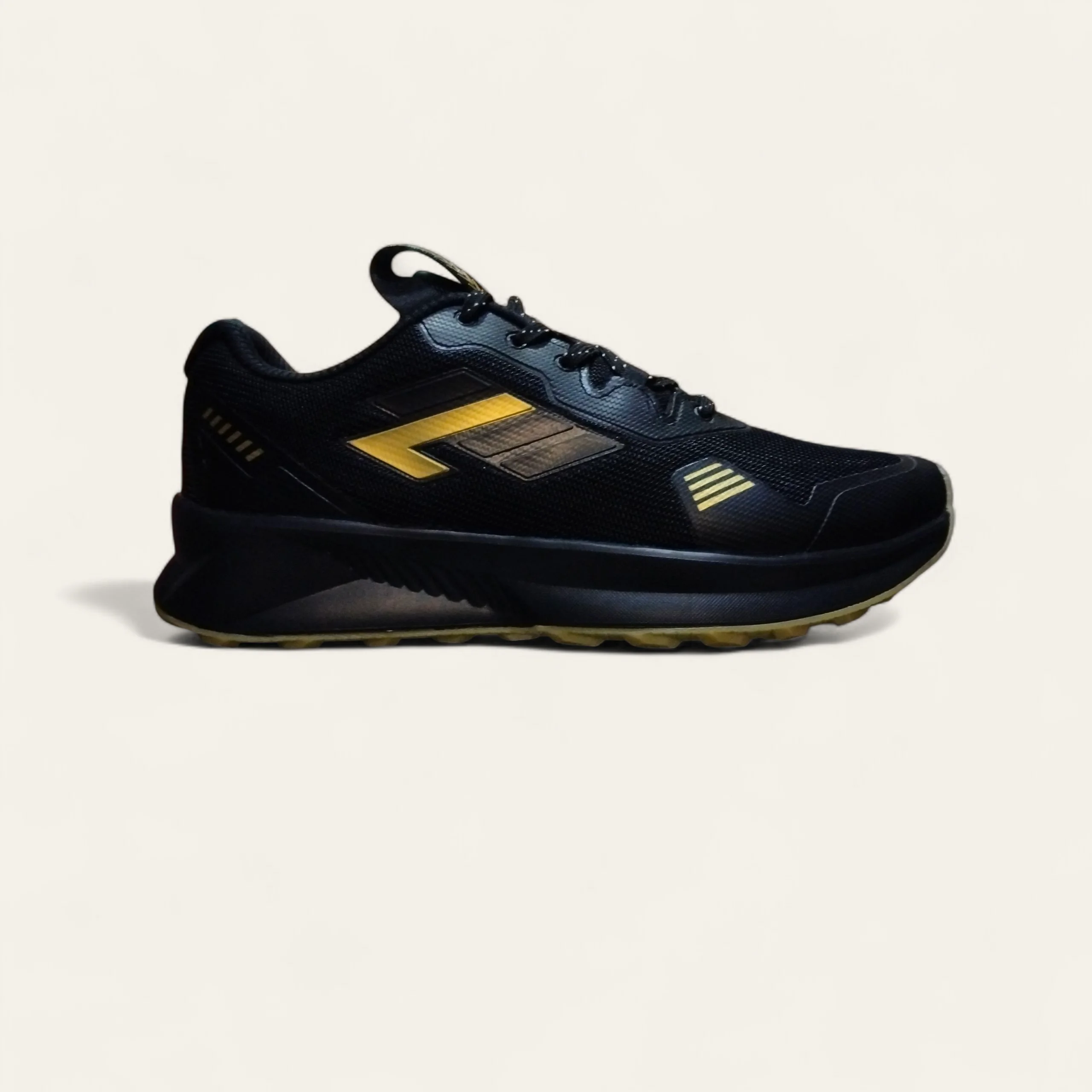Campus Hiro Black/Golden - Men's Running Shoes