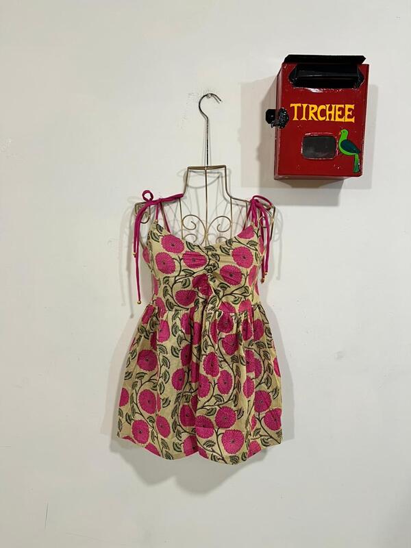 Basanti's Classic Tube Top - Cream & Pink Flowers