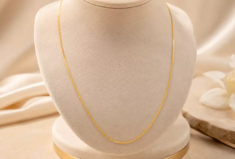 18 kt Gold Minimalist Essential Chain
