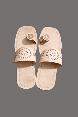 Yatrika Chamba Artisan – Natural Leather Toe Ring Chappal