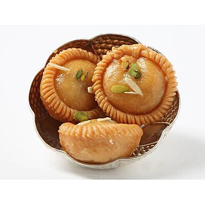 Family Festive Combo β Premium Ghee, Oils, and Traditional Sweets Family Festive Combo β Premium Ghee, Oils, and Traditional Sweets