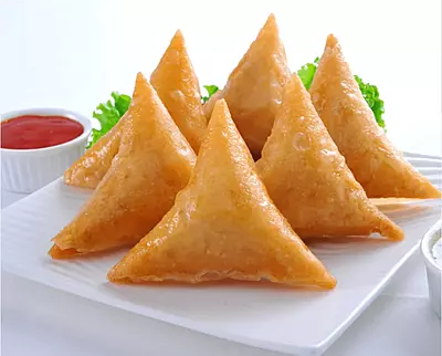 Frzn Chicken Samosa 1 Kg Mk