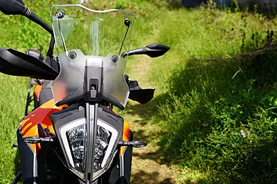 Carbon Racing V2 Touring Windshield (Full Set) for 390 Adventure Carbon Racing V2 Touring Windshield (Full Set) for 390 Adventure