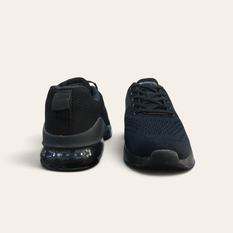 Columbus Ultra Black - Men's Sports Shoes