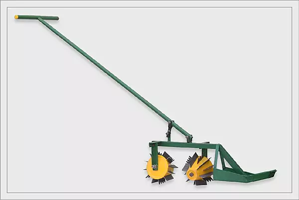 Cono Weeder