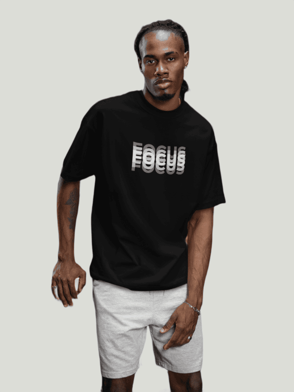 FOCUS Oversized black tshirt