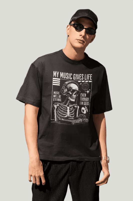 Music Gives Life Black printed Oversized t-shirt