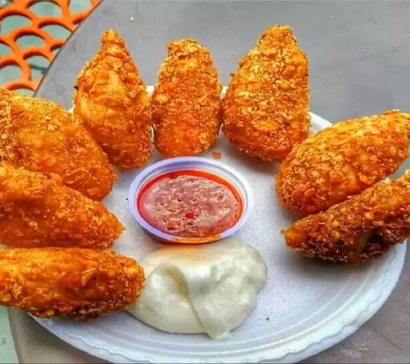 Frzn Corn Cheese Kurkure Momos AF3 20pcs