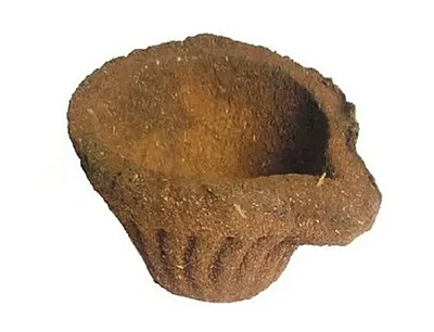 Native Cow Dung Diya (A 18 in a Pack)