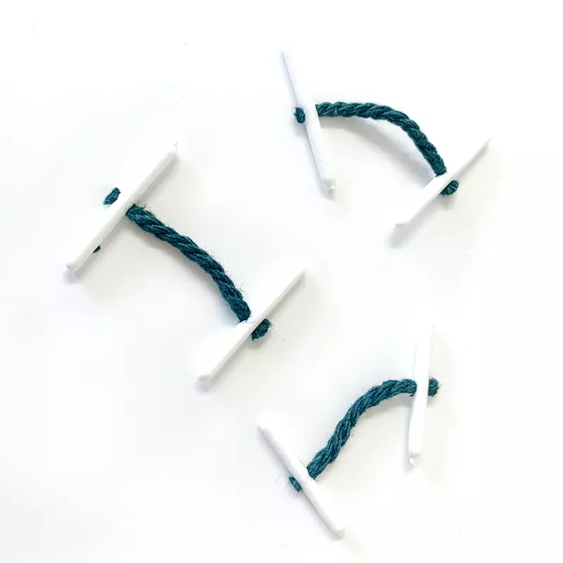 Pack of 500 Janrax Plastic End 25mm Treasury Tags