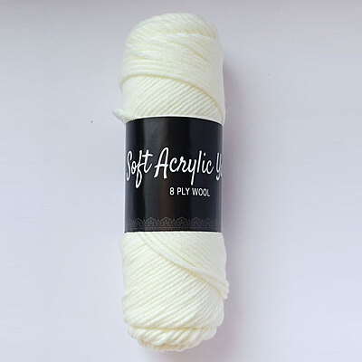 Soft Acrylic Yarn 8 ply Cream