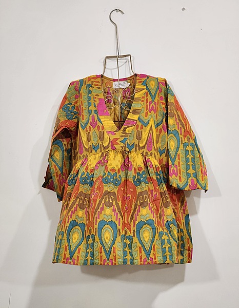 Gulzar's V-neck Peplum Top- Mustard & Ikkhat