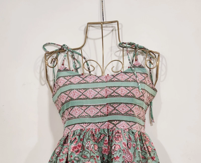 Basanti's Classic Tube Top - Green & Peach