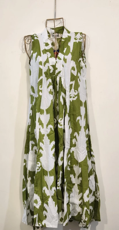 Charita's Everyday Sleeve Less Flare Dress - Green with White Ikkhat