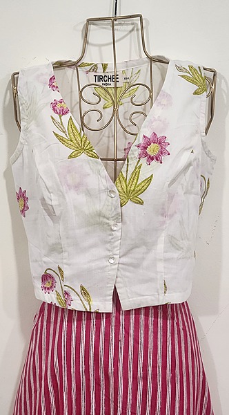 Nutan's princess top and straight skirt set - White & Pink