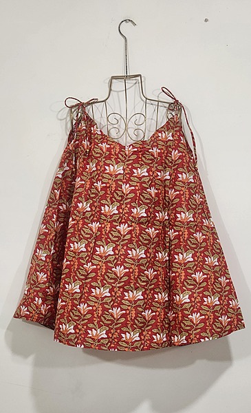 Charu's Pin-Tuck Top- Red & Flowers