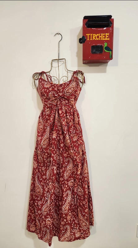 Fiza's Gentle Scrunch Tube Dress -Red with Orange Paisley