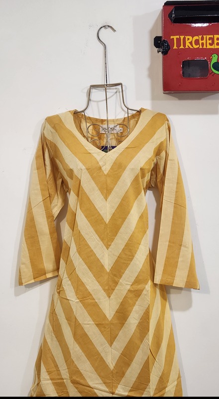 Basanti's V-striped kurta + pants - Mustard Stripes