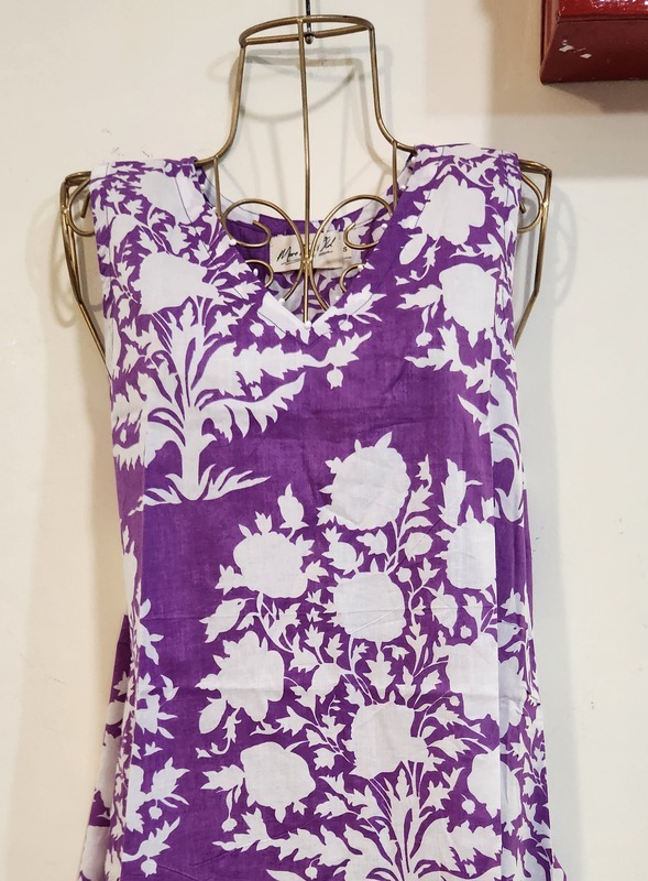 Naina's sleeve-less A-Line Top - Purple & White