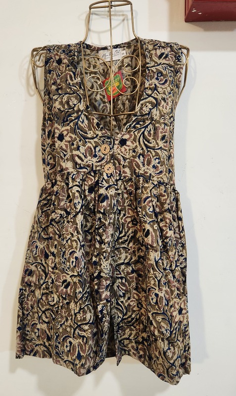 Urvashi's Deep-V & Button Top - Green kalamkari