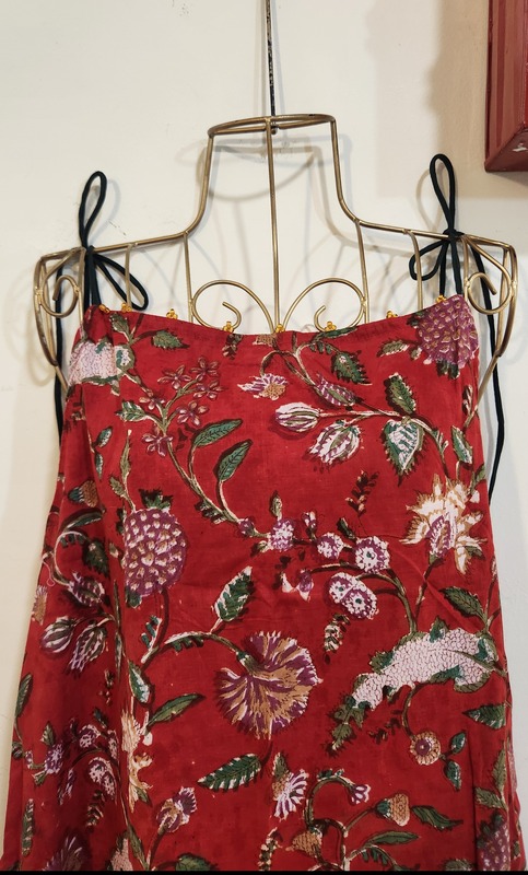 Naaz's Short halter gathered neck - Red & Flowers