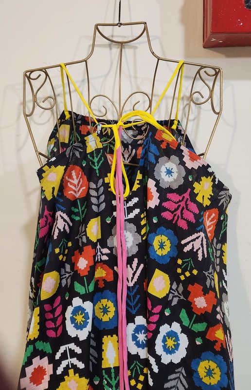 Anika's Free-Size Strappy Dress - Black & Colours