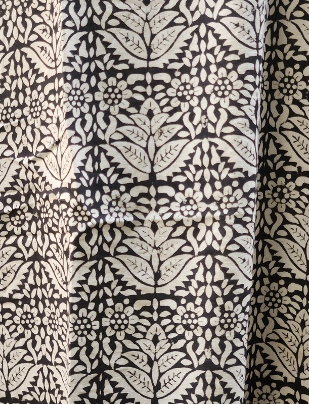 Saira's A-line Dress - Cream & Black